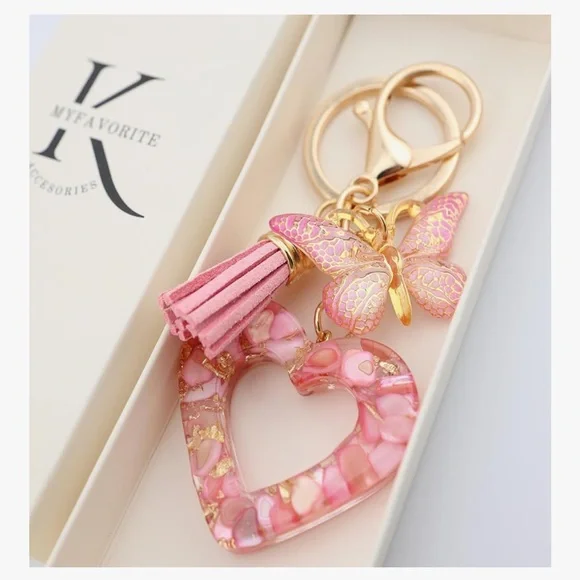 🆕 Heart Resin Keychain with Tassel and Butterfly Charm Bag Accessory for Purse - Picture 4 of 6